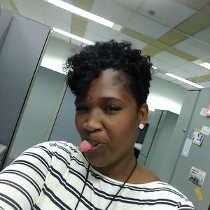 Meet your Posher, Mycherie